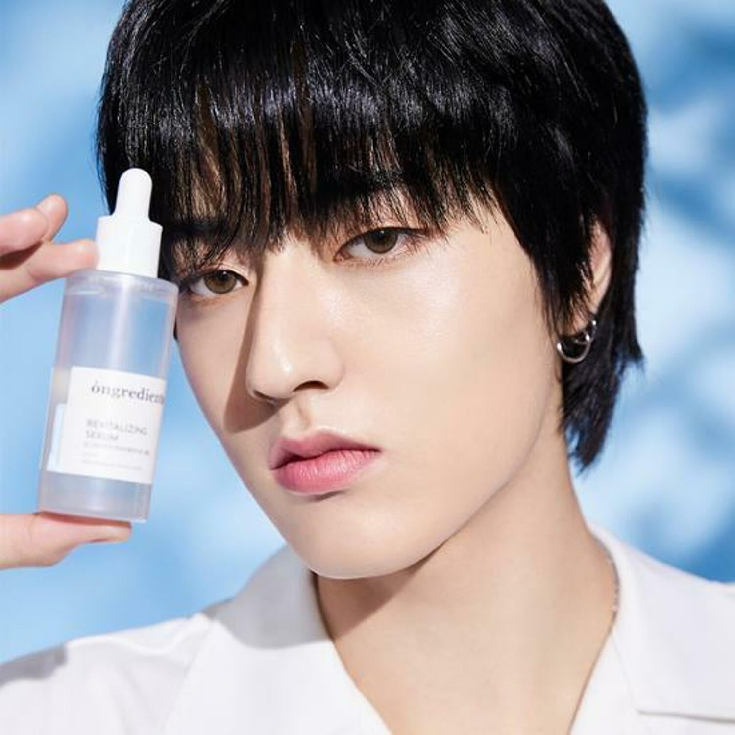 asian authentic genuine original korean skincare montreal toronto calgary canada thekshop thekshop.ca natural organic vegan cruelty-free cosmetics kbeauty vancouver free shipping clean beauty routine skin makeup kpop stayz stan fandom photocard stray kids treasure
