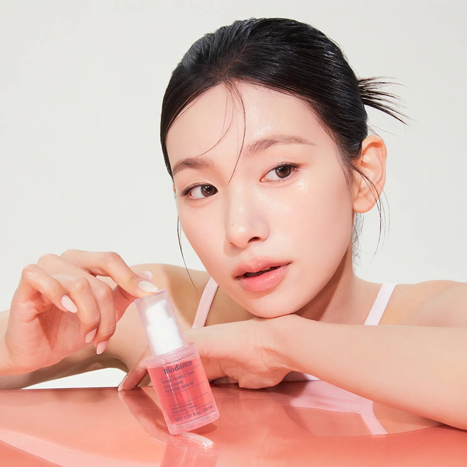 BIODANCE Pore Perfecting Collagen Peptide Serum 30ml a Korean concentrated, pore-refining treatment designed to visibly tighten pores, boost skin elasticity, and improve overall texture