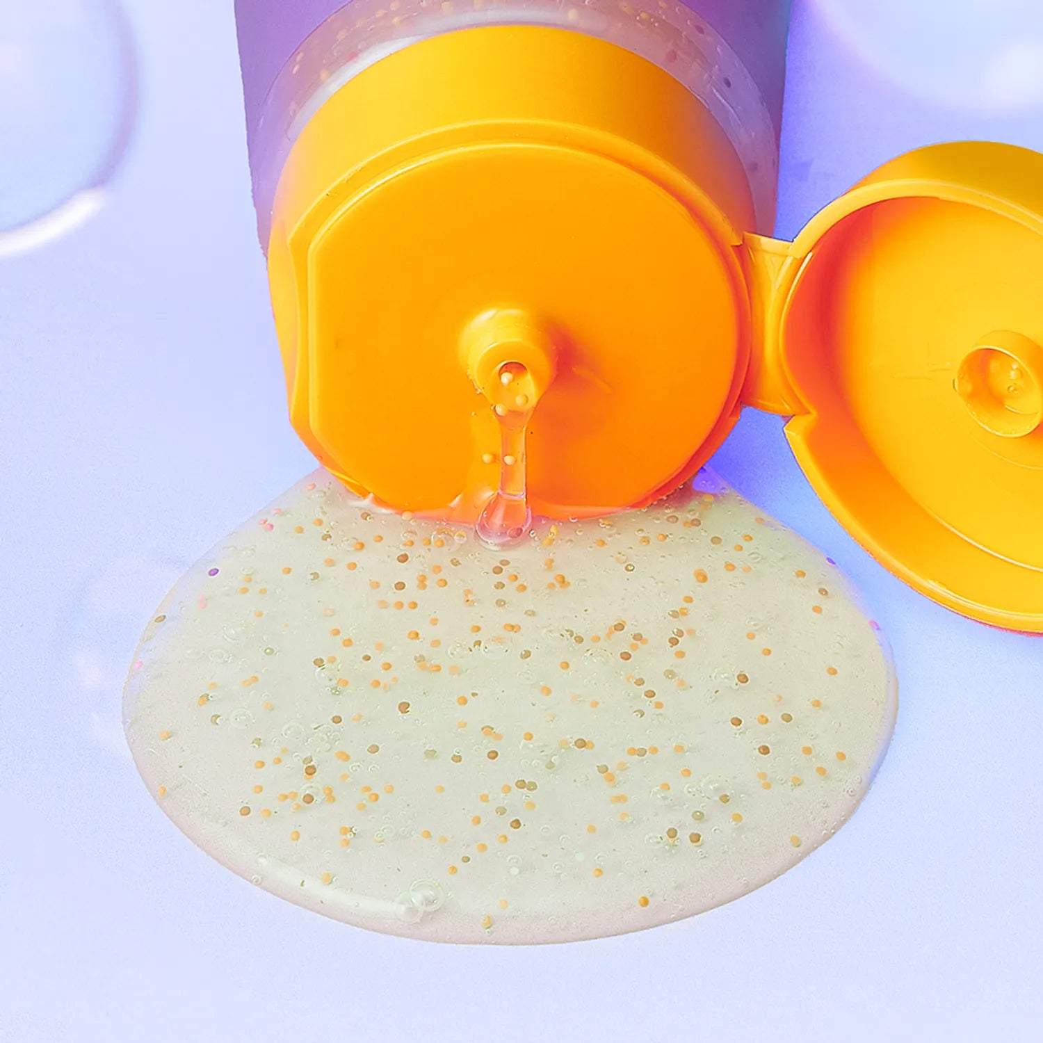 Neogen Dermalogy Double Vita Capsule Cleansing Foam is a brightening, pH-balanced cleanser that uses double capsule beads, AHA/BHA, and papaya enzyme to exfoliate and remove impurities.
It features 10 multivitamins, Niacinamide, Glutathione, and Yuzu/Lime extract to enhance radiance, hydrate, and improve skin texture. Suitable for all skin types.