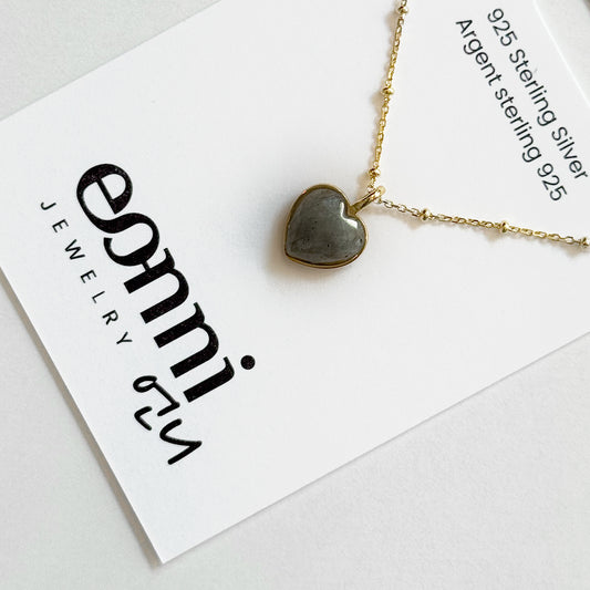 Collier pendentif cœur en labradorite Eonni – Or et argent sterling
