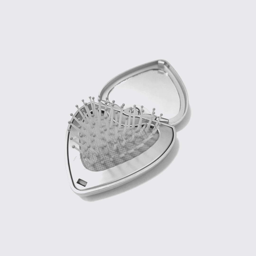 Brosse à cheveux en forme de cœur LADOR