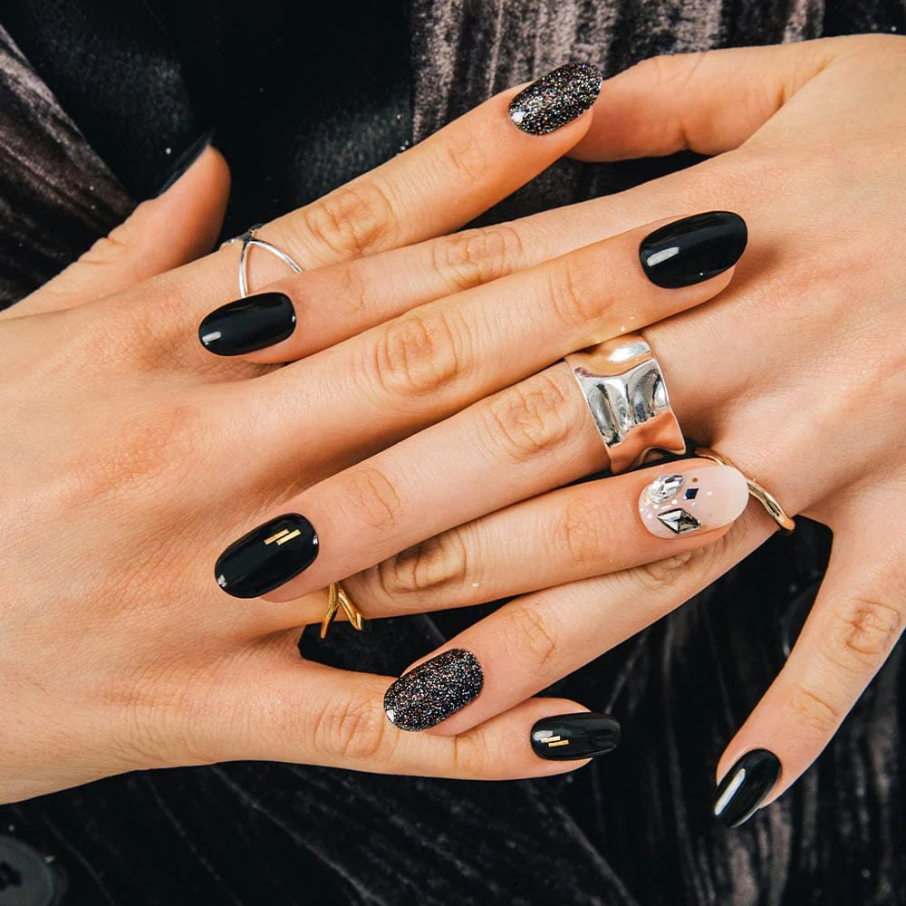 ohora Semi Cured Gel Nail Strips N Black Swan diy gel extension manicure design art asian authentic genuine original korean skincare montreal toronto calgary canada thekshop thekshop.ca natural organic vegan cruelty-free cosmetics kbeauty vancouver free shipping clean beauty routine skin makeup